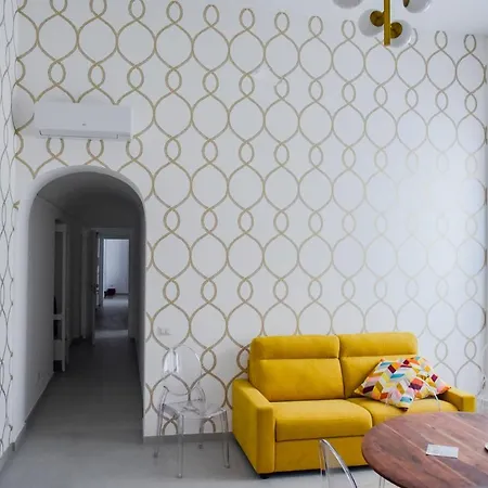 Corso Vittorio Elegant Lípara